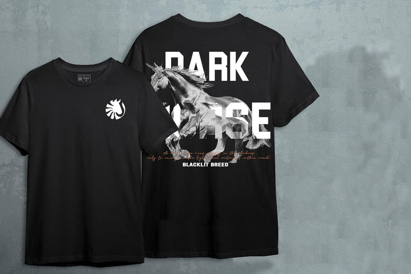 Dark Horse for The Powerful  Oversized T-Shirt