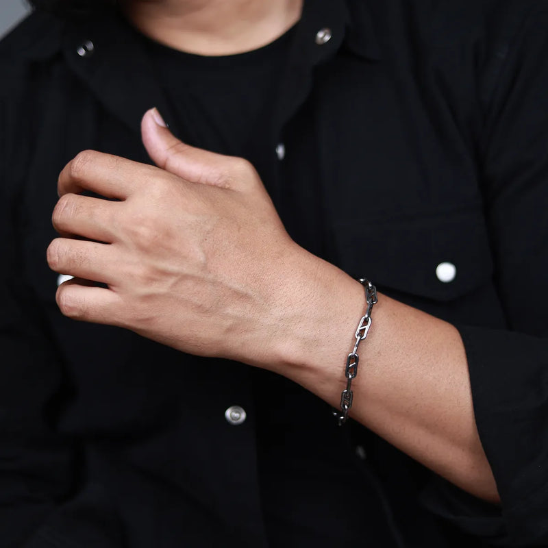 BLACLT Classic Silver Chain Bracelet