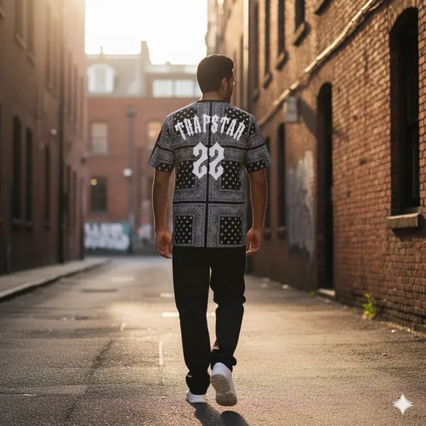 BLACKLIT TRAPSTAR 2X Black Bandana Puff Print T-shirt