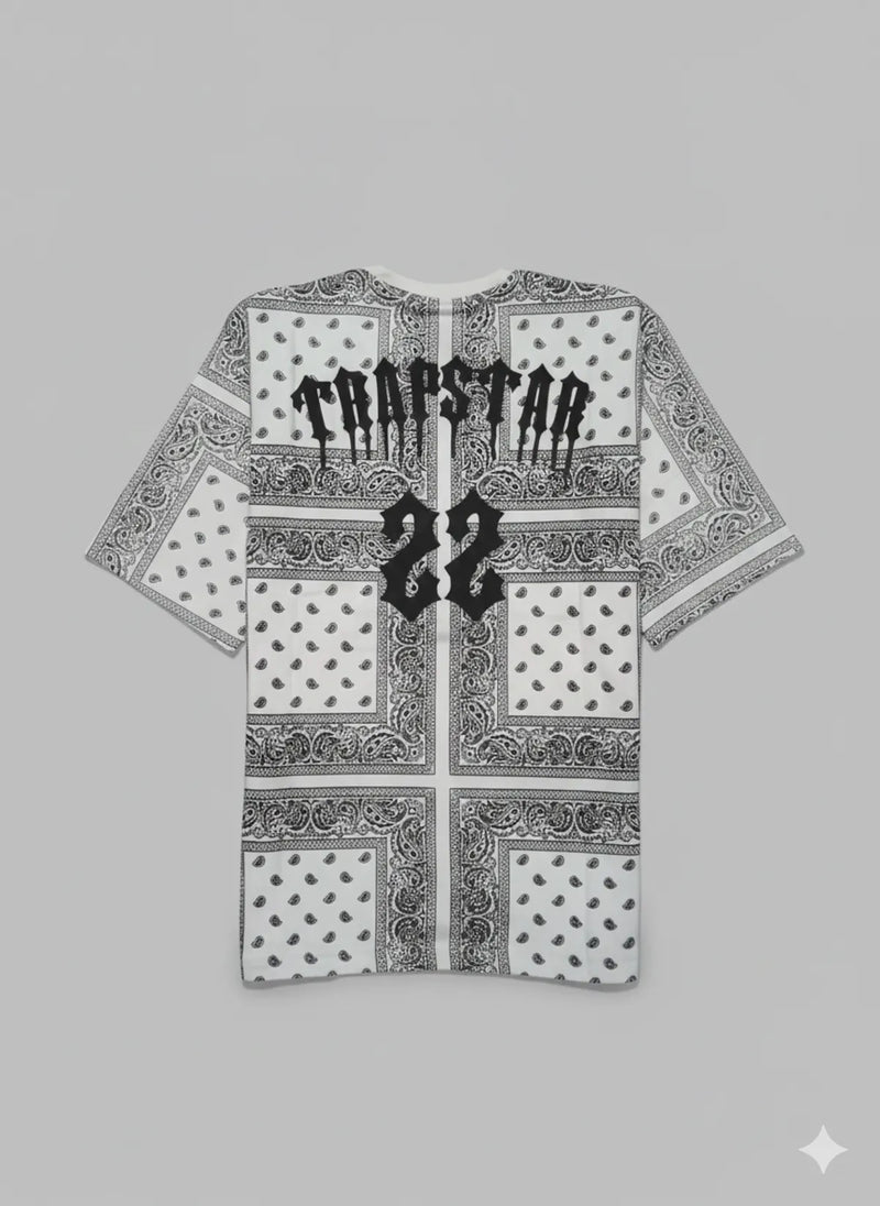 BLACKLIT - TRAPSTAR 22 White Bandana Puff Print T-Shirt